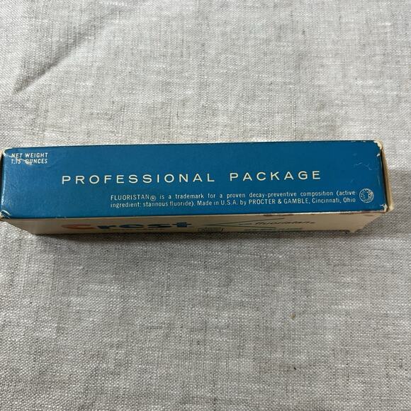 Vintage 1967 First Year Mint Flavor Tube‎ Crest Toothpaste NOS Fluoristan - Picture 4 of 8